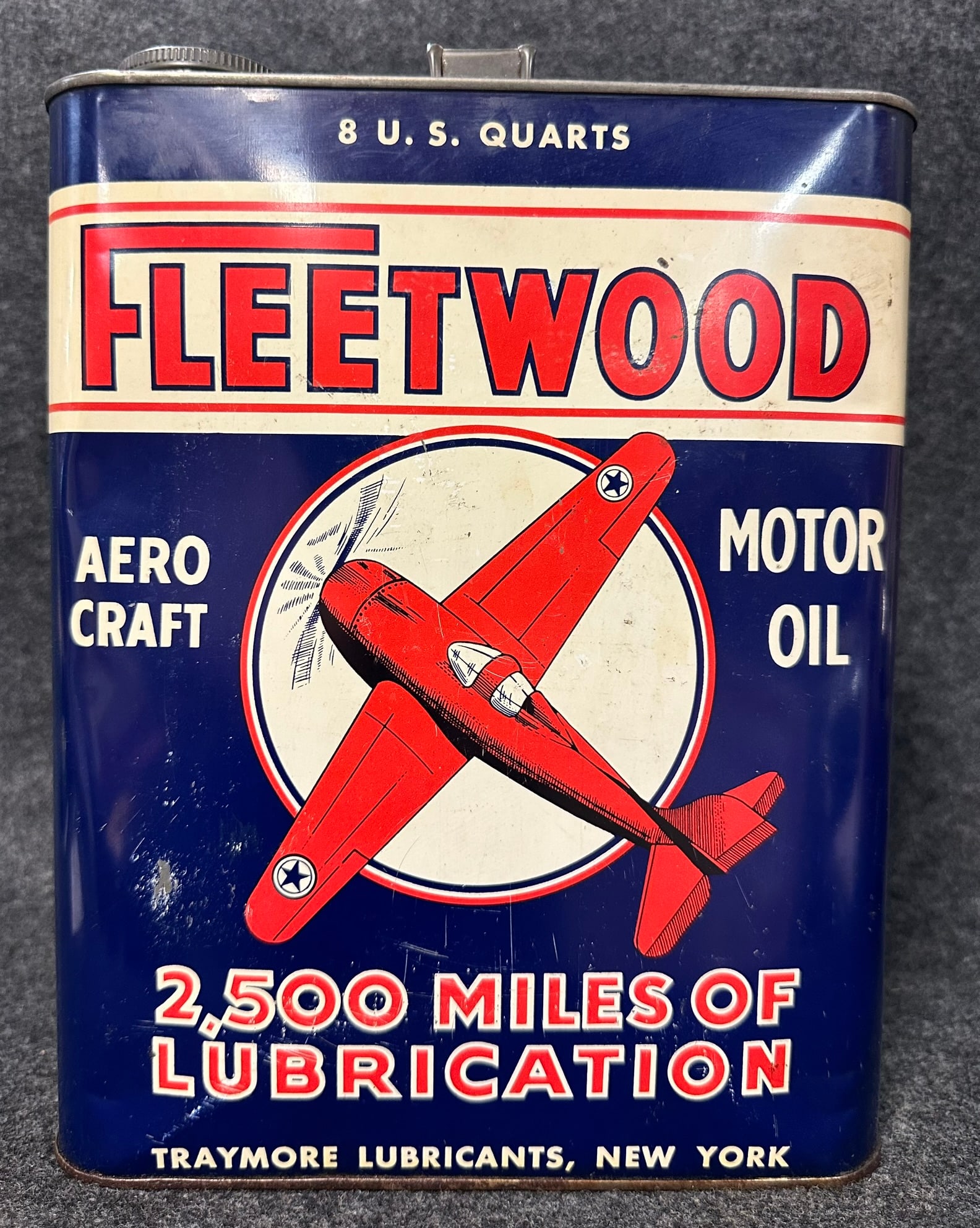 Fleetwood Aero Craft Motor Oil 2 Gallon Can w/ Airplane Graphics Traymore Lubricants New York (1 of 6)