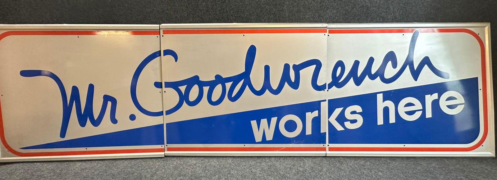 9' Mr Goodwrench Works Here 3 Piece Self Framed Service Station Sign (1 of 5)