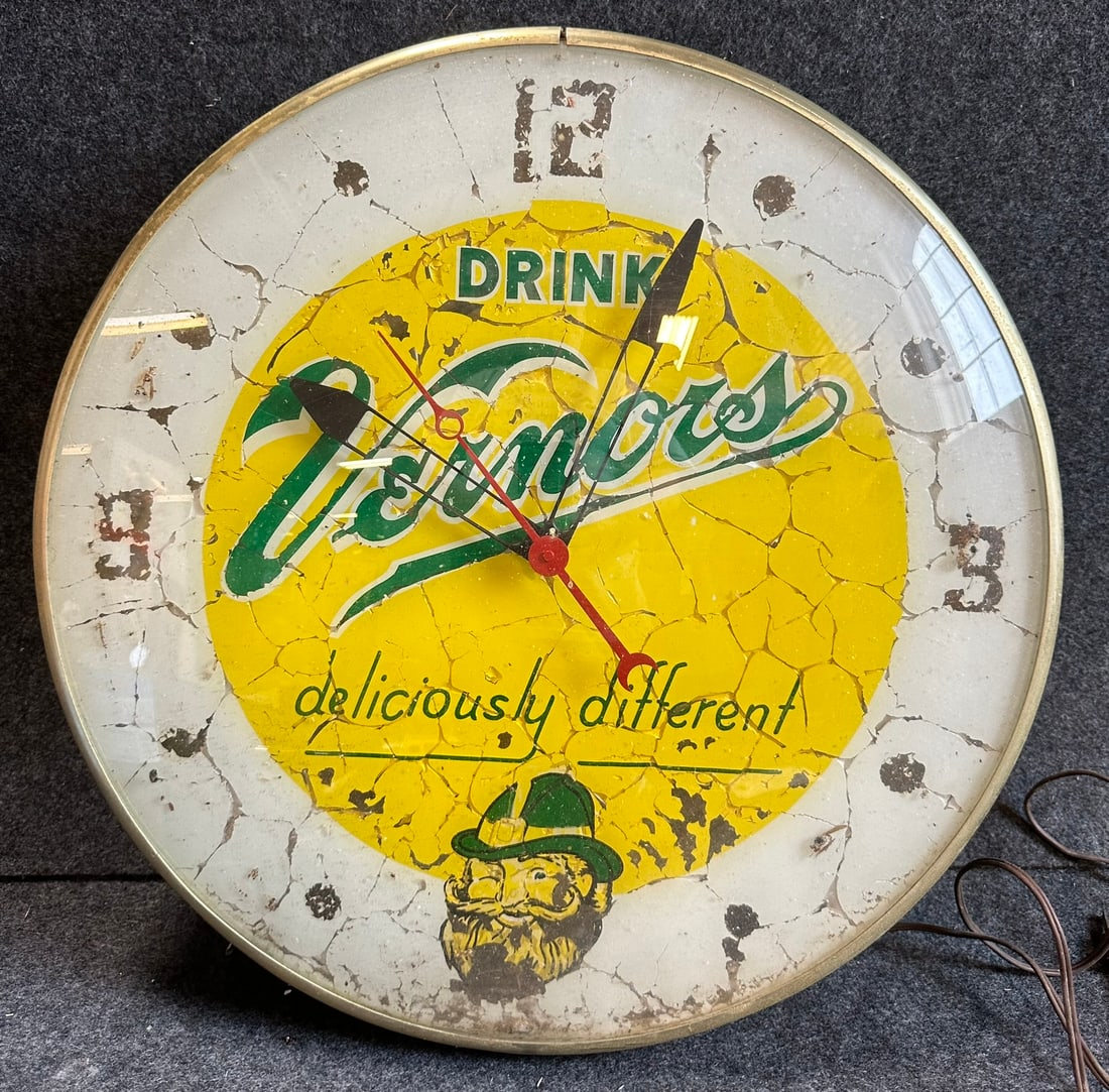 Vernors Original Advertising 20" Soda Pop Lighted Clock (1 of 6)