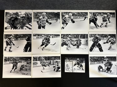 Lot 12 Original 1991-1992 8x10 Detroit Red Wings Photographs