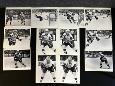 Lot 12 Original 1991-1992 8x10 Detroit Red Wings Photographs