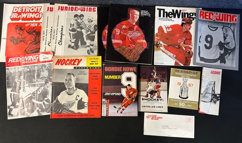 Large Lot 14 Detroit Red Wings Magazines, Programs, Stats Book & More