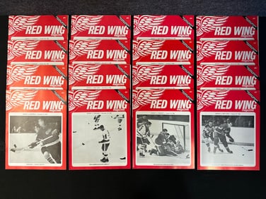 Lot 16 1965-1966 Oct 28 - Jan 23 Red Wing Magazine - High Grade