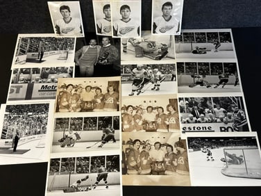 Lot 19 Original Detroit Red Wings Black & White 80s-90s 8x10 & 5x7 Photos