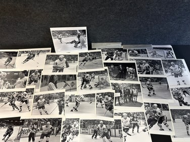 Lot 23 Original 1991 Detroit Red Wings 8x10 Photographs by Mackey