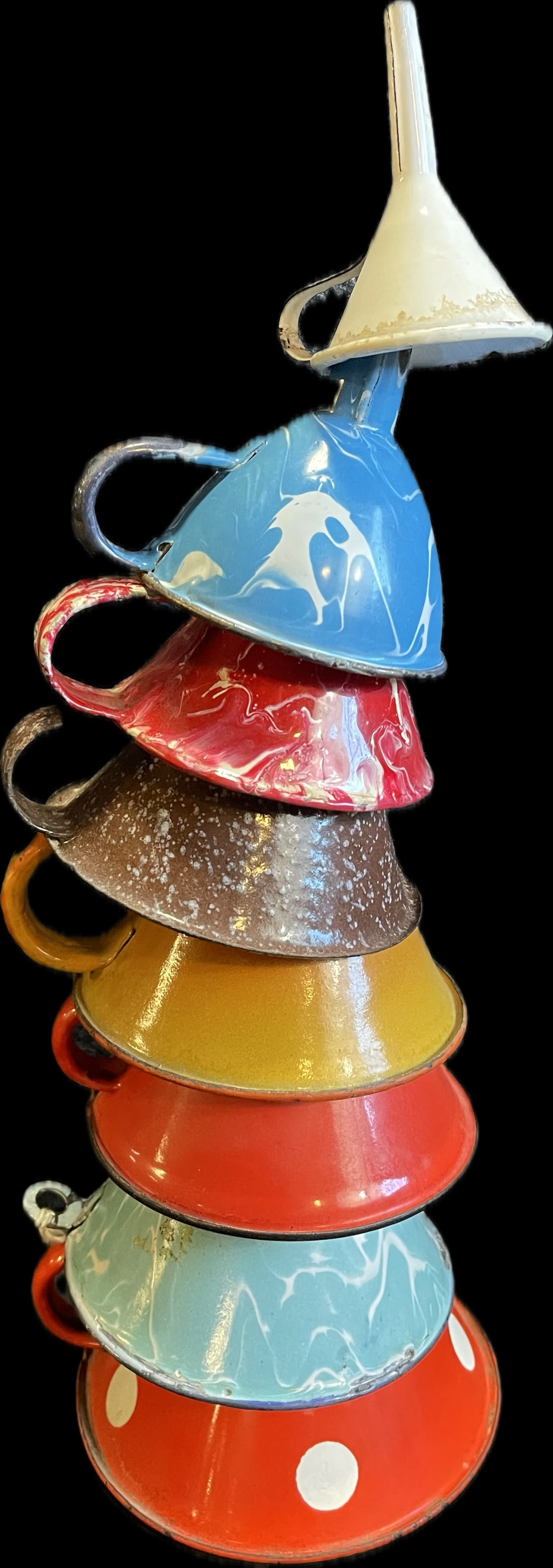 Lot 8 Original Agate & Graniteware Funnels (1 of 14)