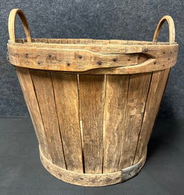 Large 19th Century Apple Gathering Wooden Staved Basket w/ Great Dry Surface