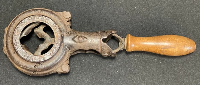 T. Weaver Pat July 6 1869 "The Bird" Handheld Corn Sheller Harrisburg Pa