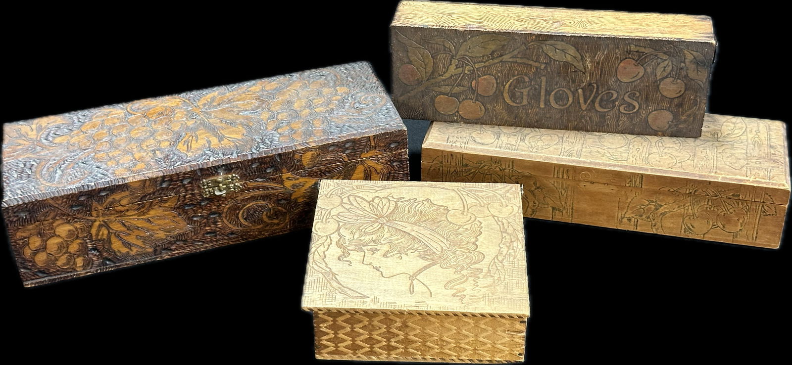 Lot 4 Early 1900s Pyorgraphy Wooden Dresses Boxes 2 Flemish (1 of 4)