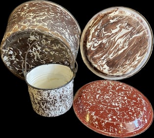 Lot 4 Original Red & Brown Enamel Ware Splatter Pattern: 2 Cake Plates, Berry Bucket & Stock Pot