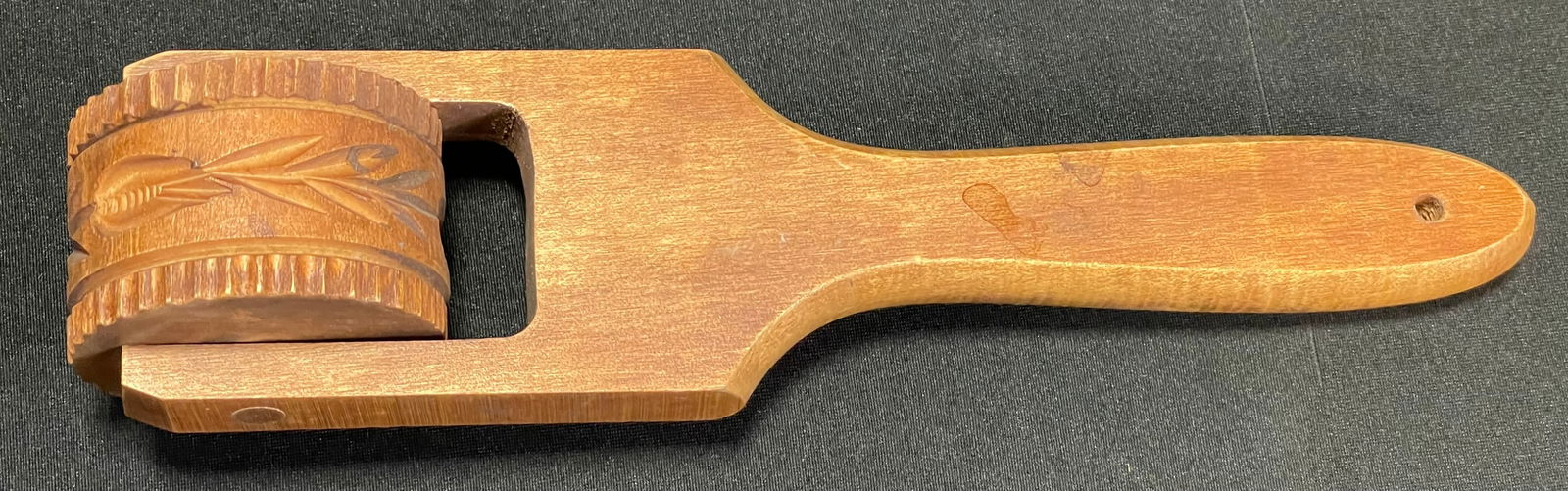 Antique Pair Wheat Debossed Cookie Stamp Roller & NOS Foley Chopper (1 of 12)