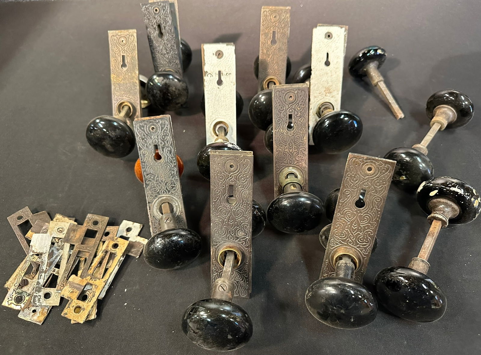 Antique Victorian Eastlake Hardware Lot Matching Door Plates, Striker Plates & Knobs (1 of 4)