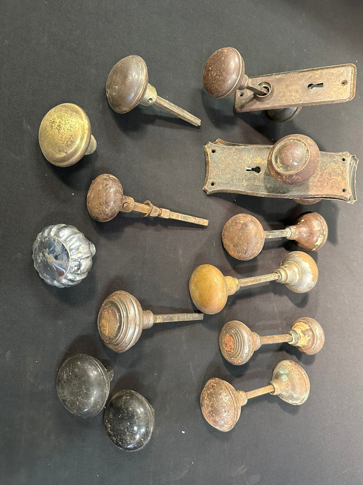 Large Victorian Era Door Knob Lot 19 Knobs 6 Pairs 4 Plates (1 of 3)