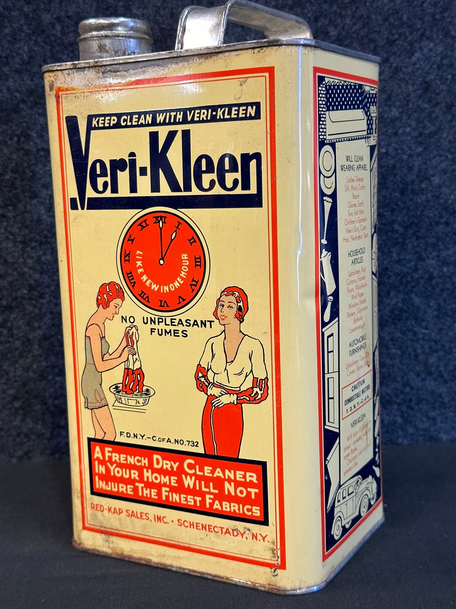 Veri-Kleen 20s 30s 1 Gallon French Dry Cleaner Advertising Can: 6" x 4.5" x 9.75" - excellent high grade condition, clean can.