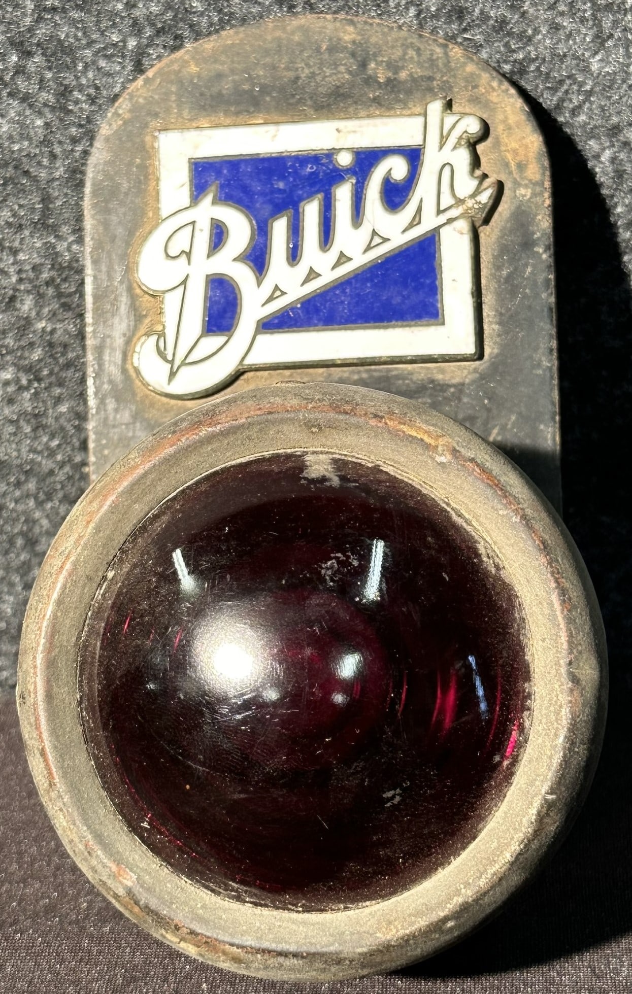 1920s Buick Automobile Tail Light w/ Enamel Radiator Grille Car Badge (1 of 7)