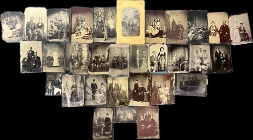 Wonderful Lot 31 Original 1860s-70s-80s Family Portrait Tintypes