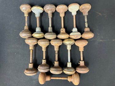 Antique Lot of 77 Cast Iron & Pot Metal Door Knobs 12 Matching Pairs