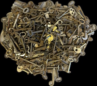Huge Lot of 162 Victorian Skelton Keys Door Lock Keys