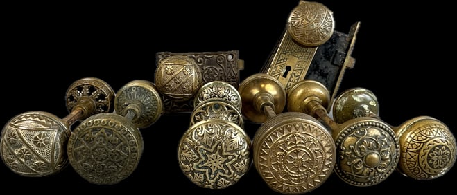 Exquisite Lot 8 Ornate Victorian Brass Door Knobs w/ Mortise Lock & Door Plates