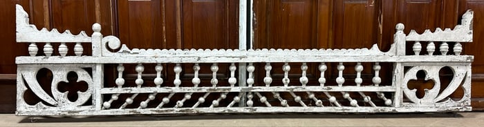 Antique Eastlake Victorian Gingerbread Fretwork Spandrel White Painted Stick & Ball