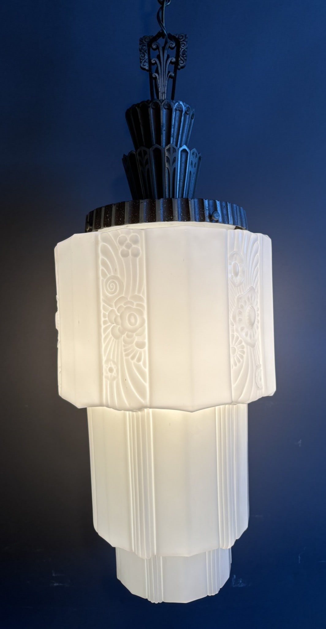 Antique Art Deco Skyscraper 1920s Hanging Ceiling Light Fixture (1 of 13)