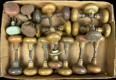 32 Piece Antique Victorian Brass Door Knob Lot 13 Pairs