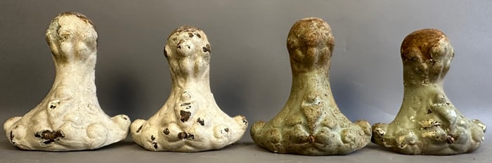 Set of 4 Antique Victorian Matching Cast Iron Claw Bath Tub Feet