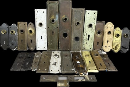 Huge 25 Piece Lot Antique Victorian Era Brass Door Lock Key Hole Plate Including 2 Matching Pairs