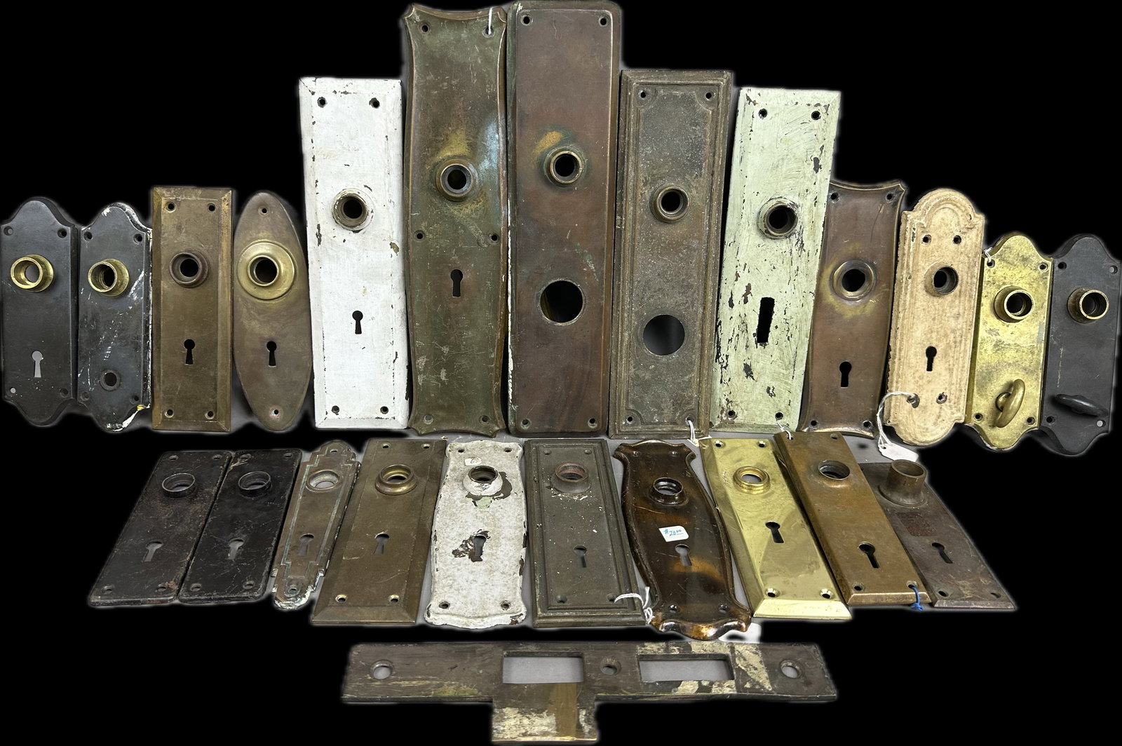 Huge 25 Piece Lot Antique Victorian Era Brass Door Lock Key Hole Plate Including 2 Matching Pairs (1 of 14)