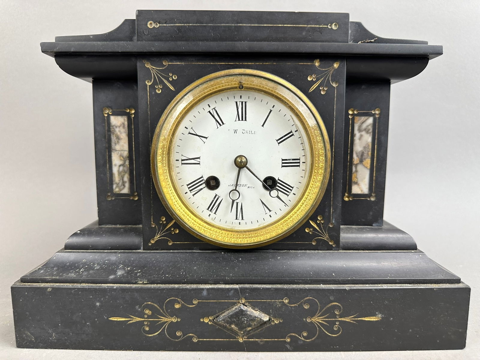 Antique Iron Case Jackson Michigan Mantel Clock (1 of 19)