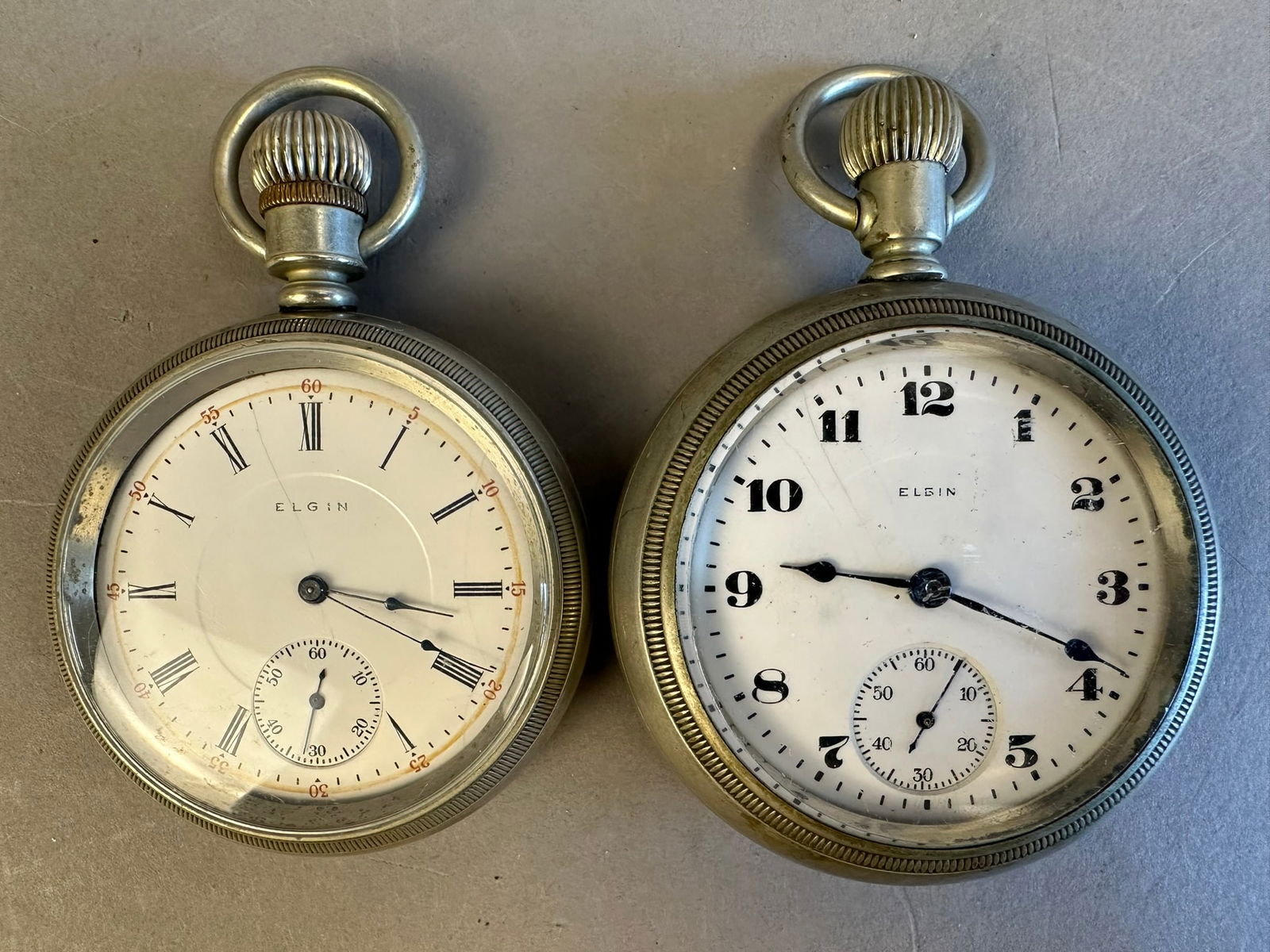 Pair Antique Elgin Pocket Watch 15 17 Jewels 1905: Lot of 2 antique Elgin pocket watches. The movement on 17 jewel is working, however second hand is not moving. The 15 jewel watch is in working order.
