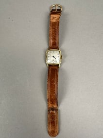 Antique 1920s Gold Tavannes Swiss Made Mens Watch