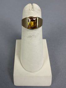 Vintage 10K Yellow Gold Mens Citrine Ring 2.3 Grams