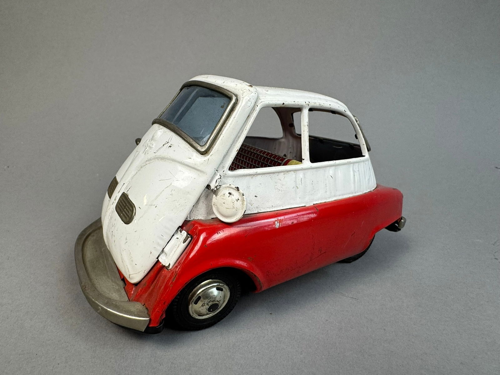 1960s Bandai Isetta Japanese Tin Friction Toy Car (1 of 6)
