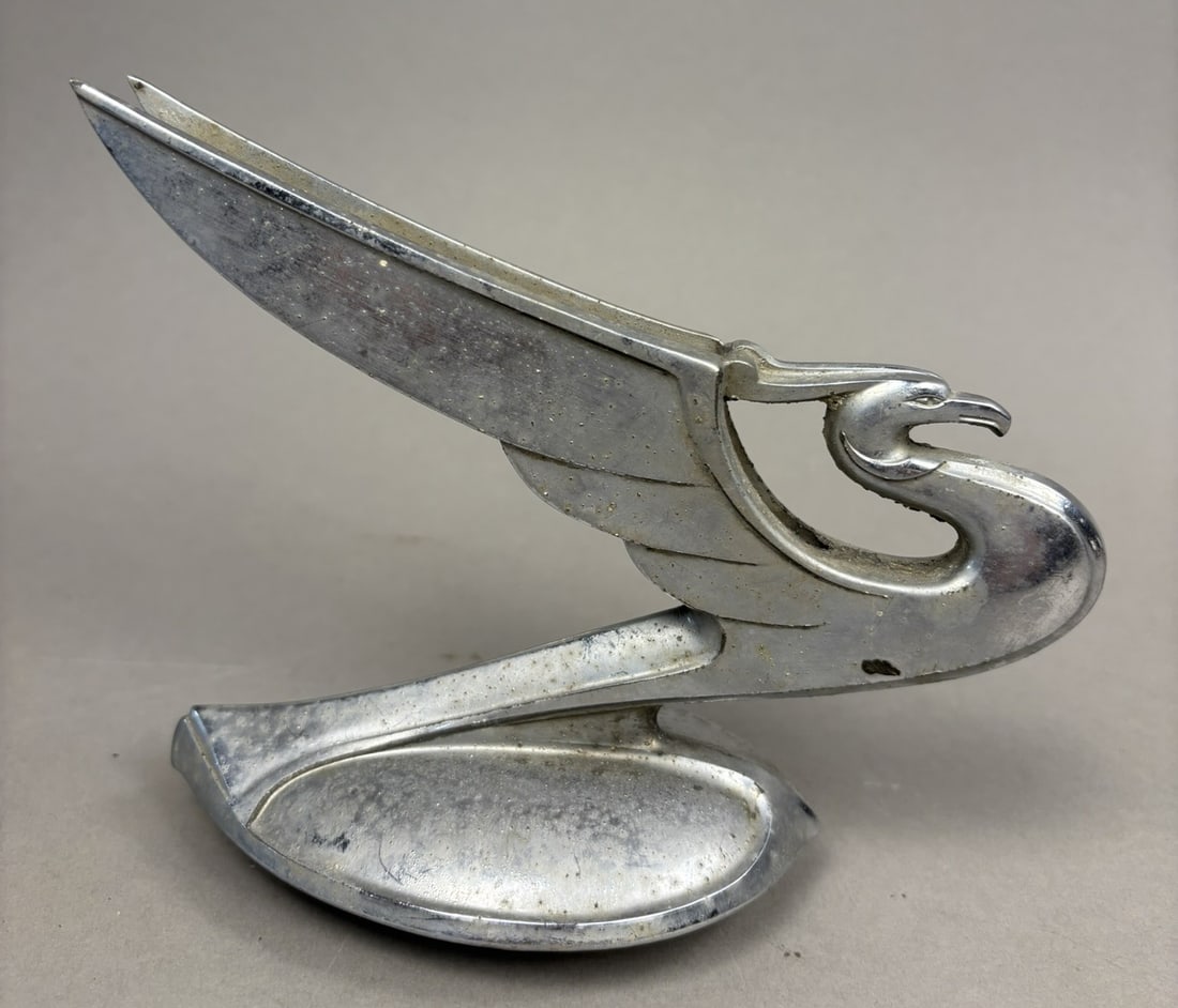 1934 Chevrolet Phoenix Car Hood Ornament Mascot (1 of 7)