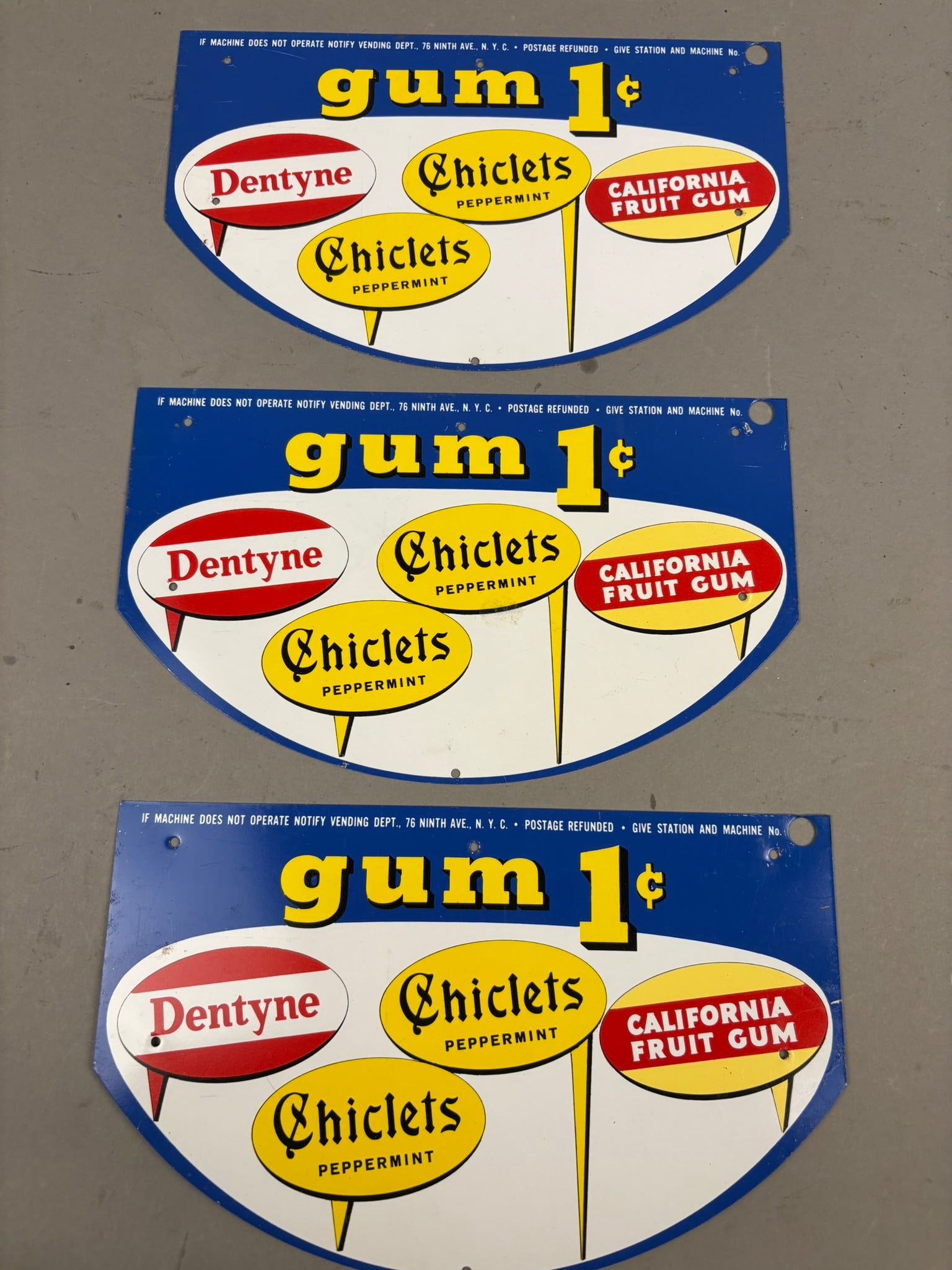 3 NOS Chiclets Dentyne SST Gum 1 Cent Machine Sign (1 of 7)