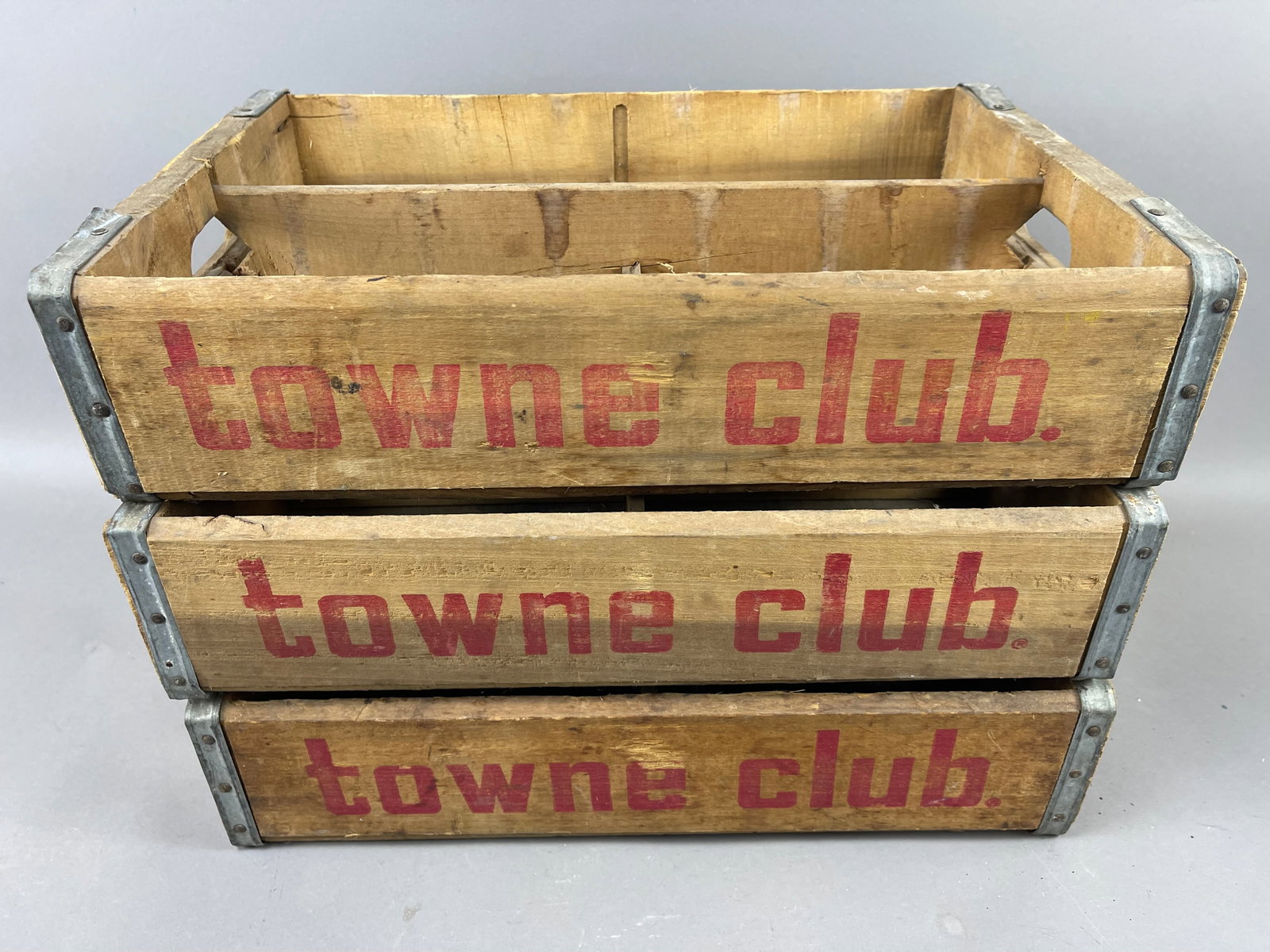 Lot 3 60sTowne Club Wooden Soda Pop Bottle Crates: Great original lot as shown.