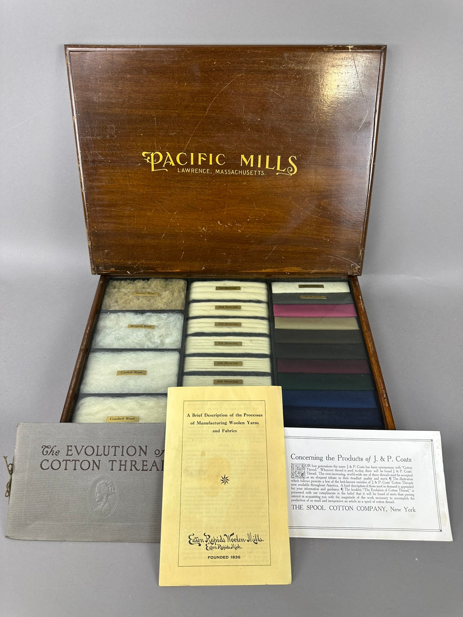 Antique Pacific Mills Lawrence Mass Store Cotton Display Cabinet (1 of 14)