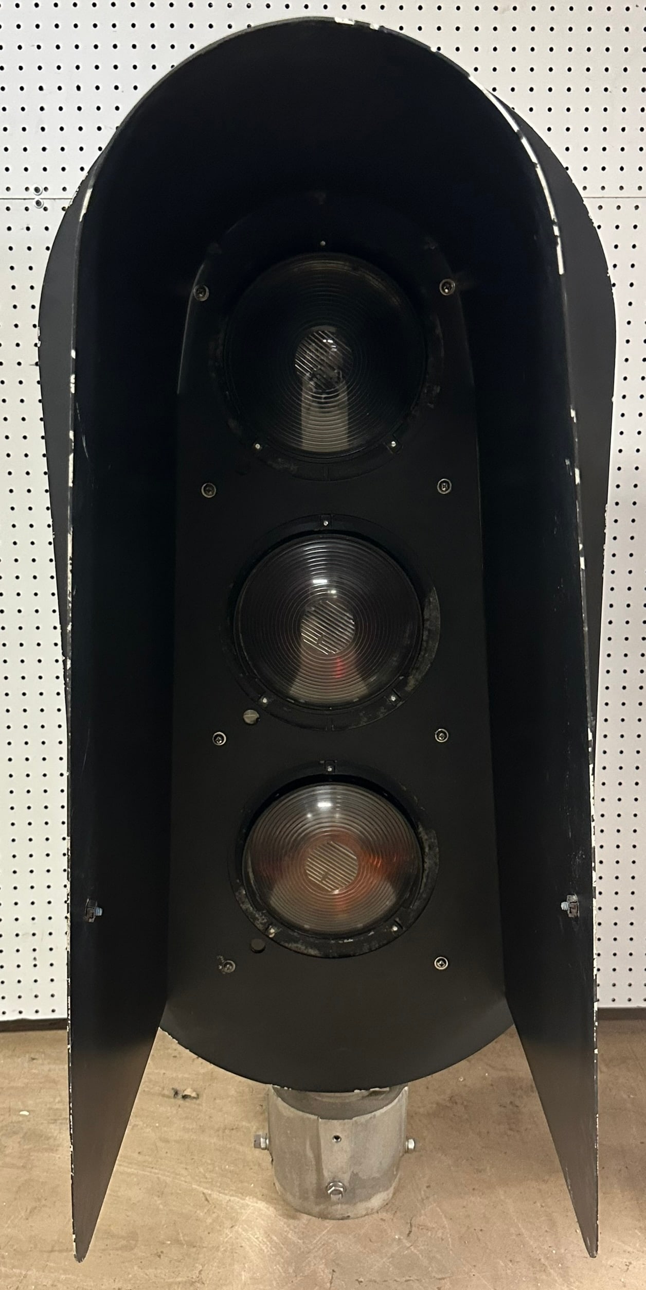 Safetran Systems Corp Original 3 Light Railroad Light (1 of 9)
