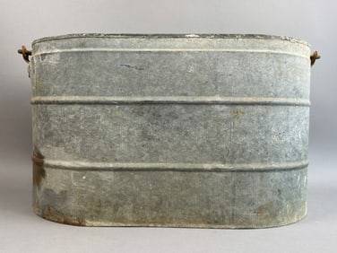 Antique Early 1900s Large Galvanized Minnow Bucket