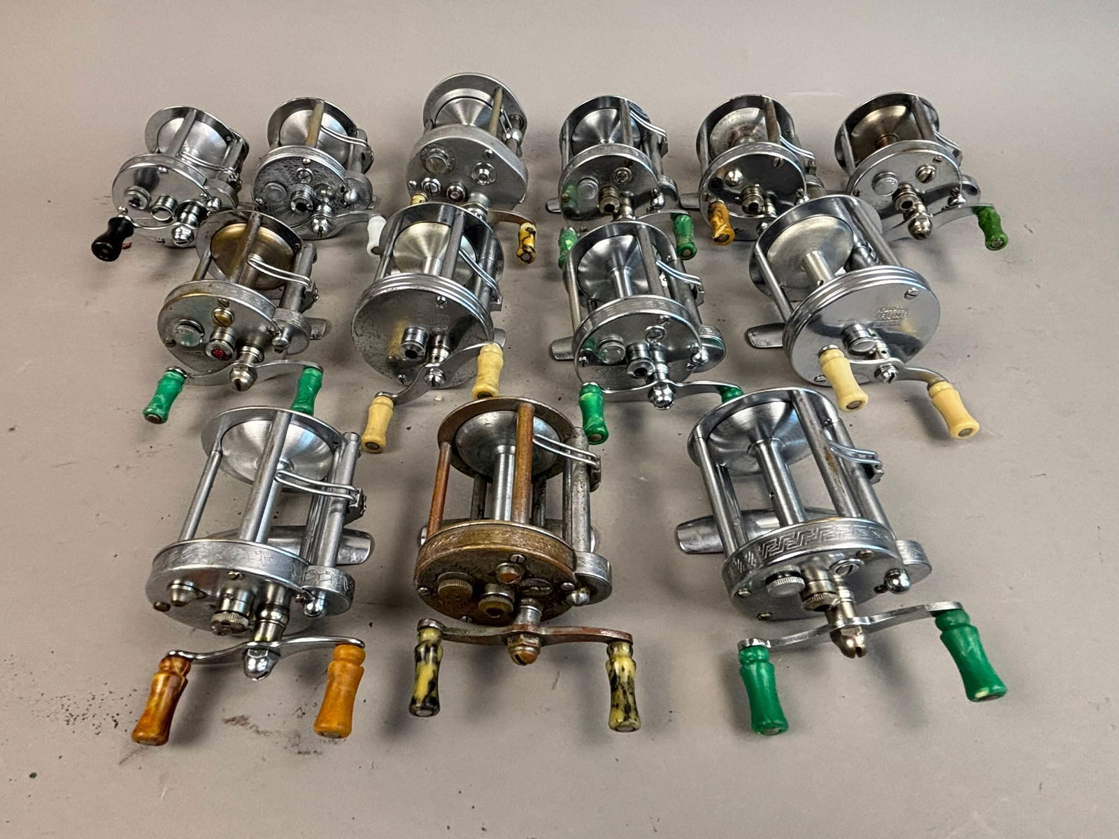 13 40s 50s Pflueger Bait Casting Fishing Reels (1 of 9)