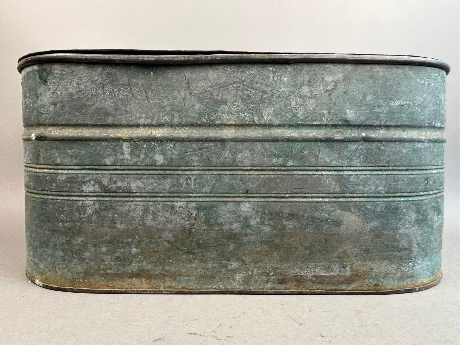 Large Antique Oval Shaped Galvanized Minnow Bucket (1 of 11)