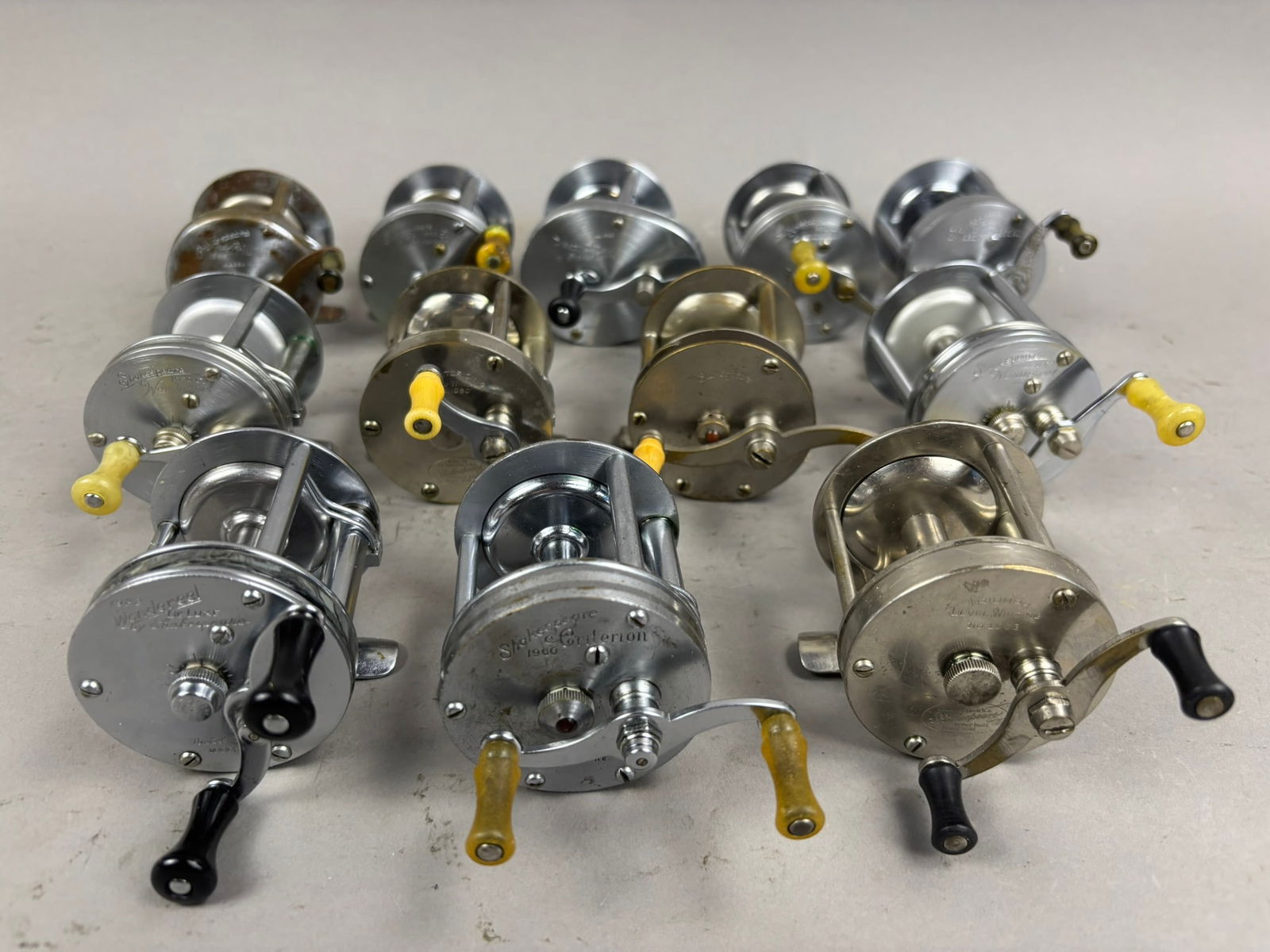 12 40s 50s Shakespeare Bait Casting Fishing Reels (1 of 10)