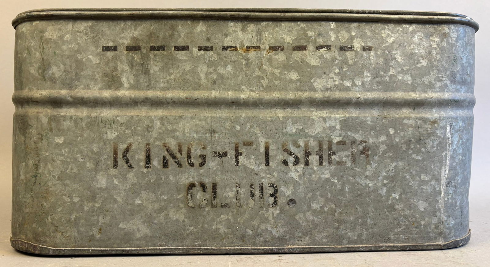 Antique King Fisher Club Galvanized Minnow Bucket (1 of 10)