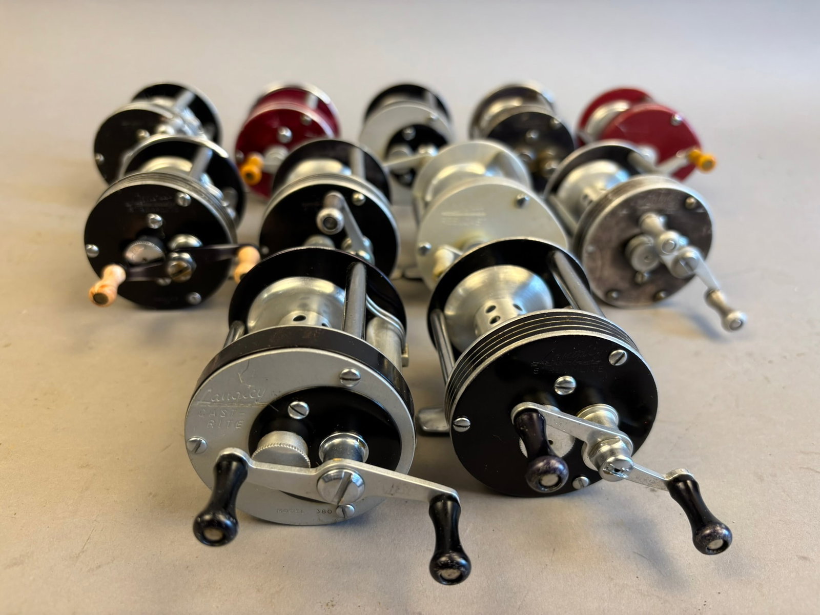 11 40s 50s Langley Bait Casting Fishing Reels: Great selection of 11 Langley brand fishing reels. Please see pictures for details on reels.