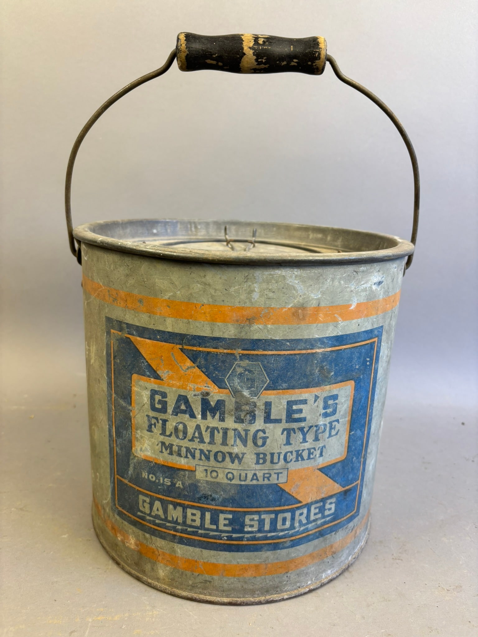 Antique Gambles Stores Galvanized Minnow Bucket (1 of 5)