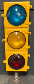Vintage Eagle Signal Traffic Light Red Yellow Green