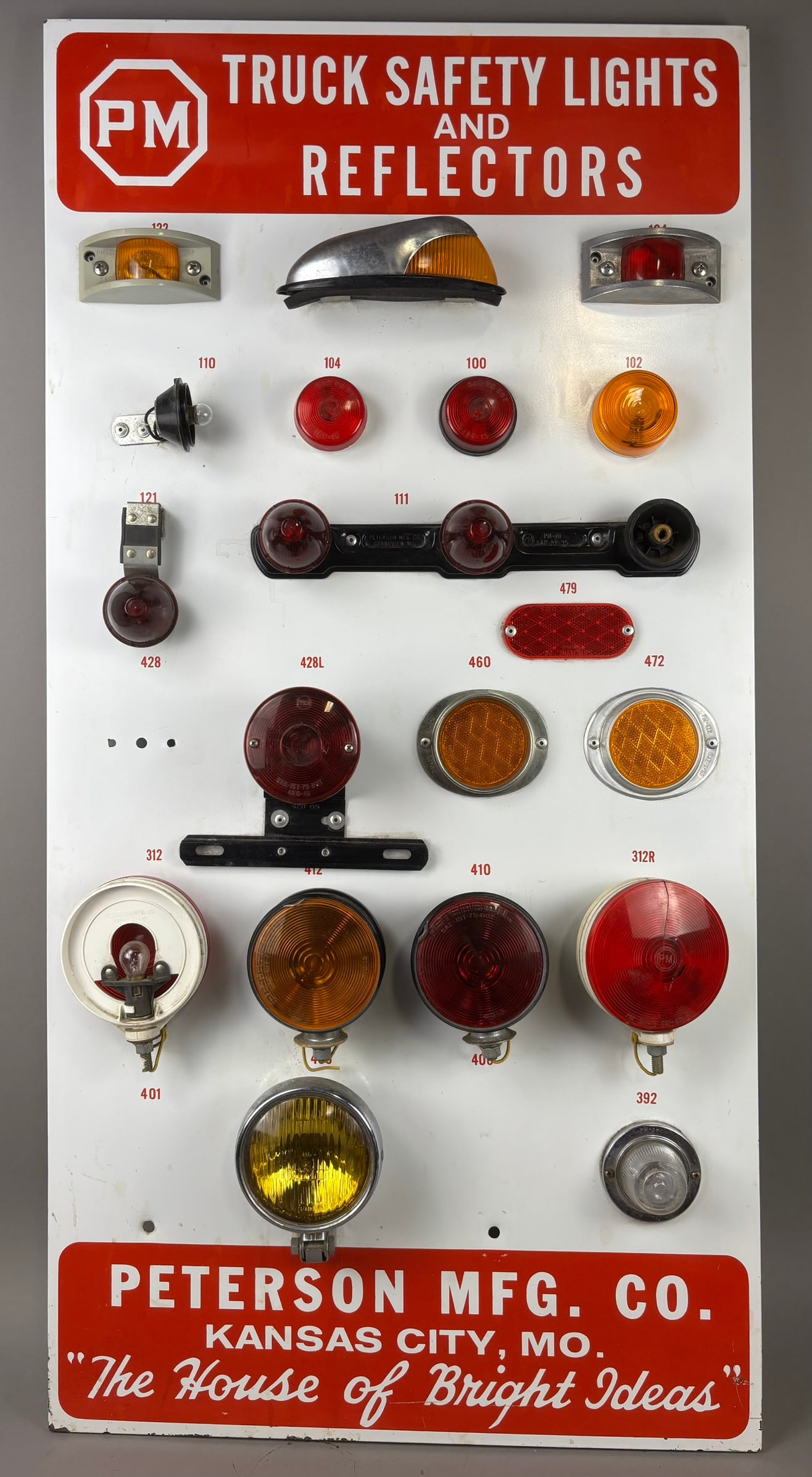 Peterson MFG Truck Safety Lights Reflector Display (1 of 11)