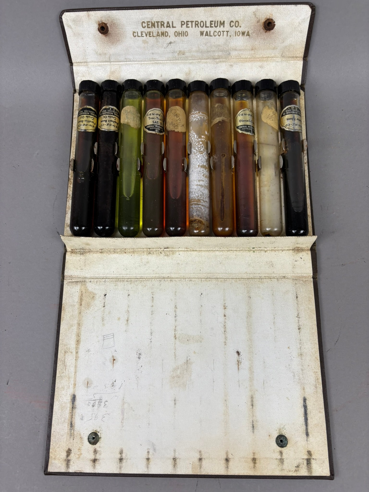 Early CenPeCo Motor Oil Sample Bottle Set Case #3 (1 of 7)