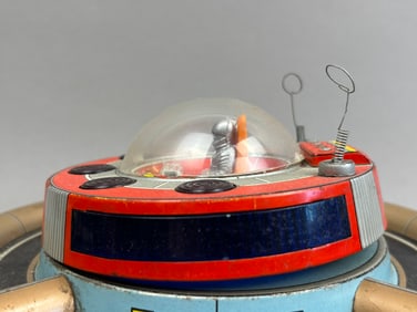 Nomura Battery OP Space Station Tin Toy Saucer